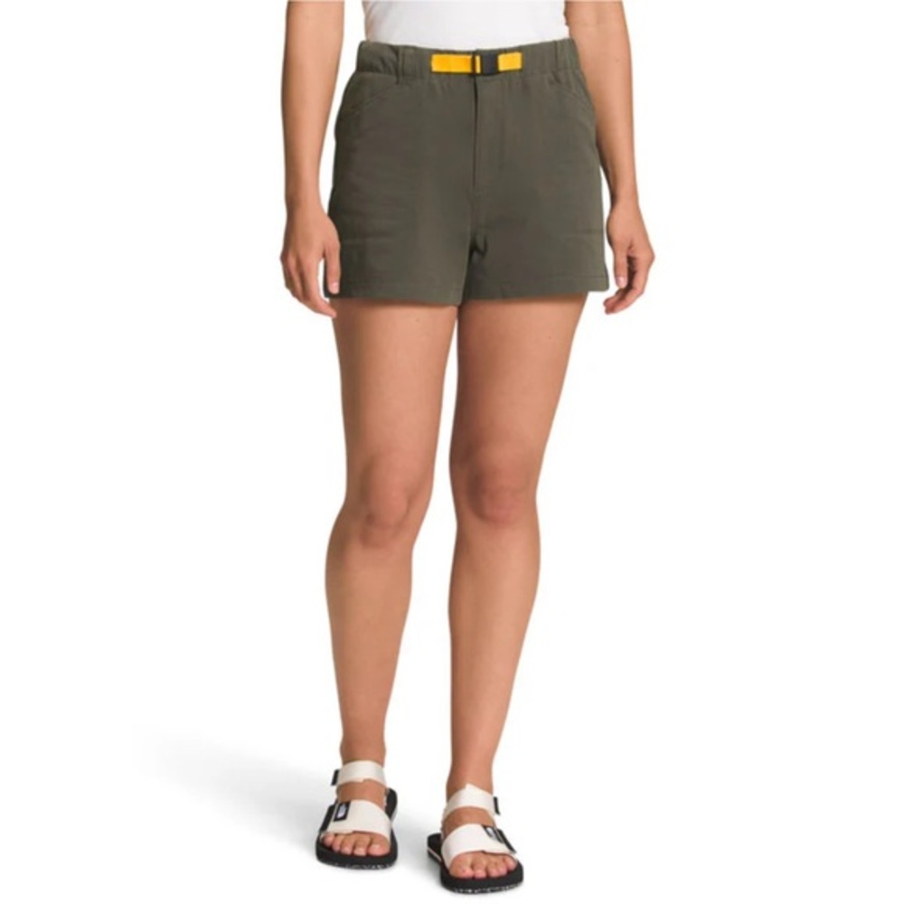 The North Face sz 12 New Taupe Green 3” inseam mid-rise Field Short yellow belt